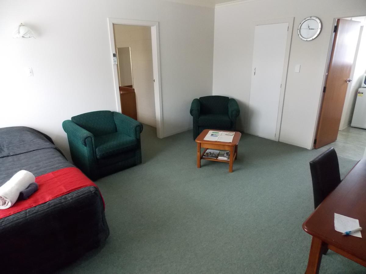 Rangiora Lodge Motel Екстер'єр фото