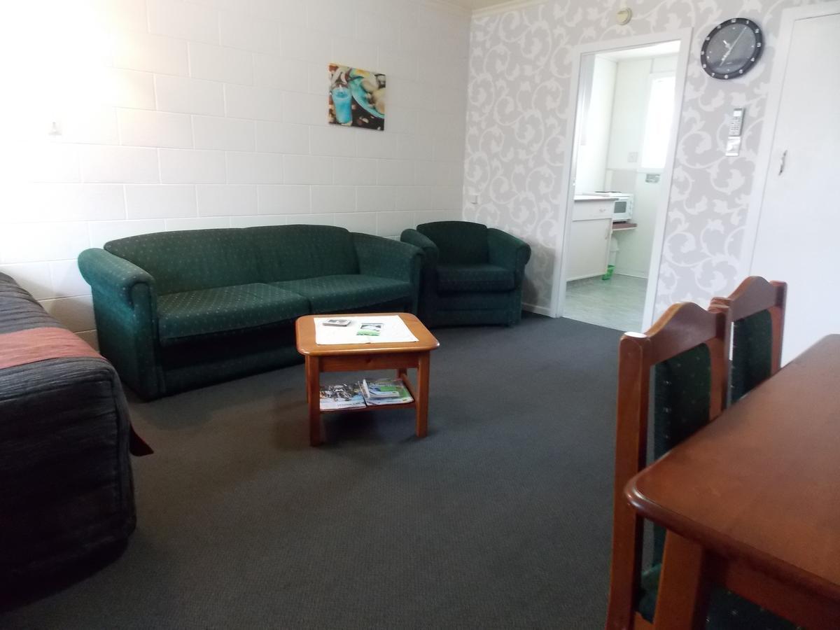 Rangiora Lodge Motel Екстер'єр фото